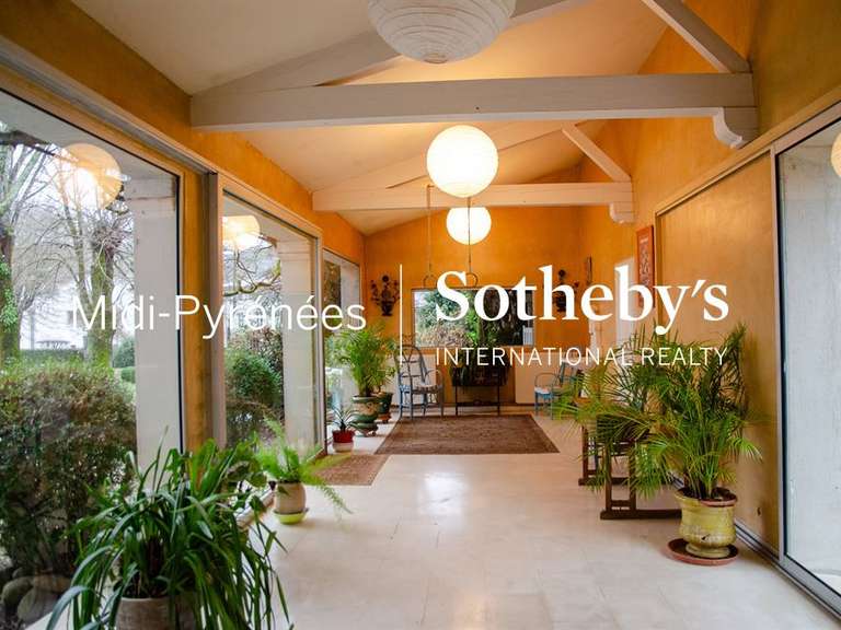 House Castres - 10 bedrooms - 500m²