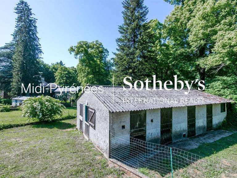 Manoir Castres - 1000m²