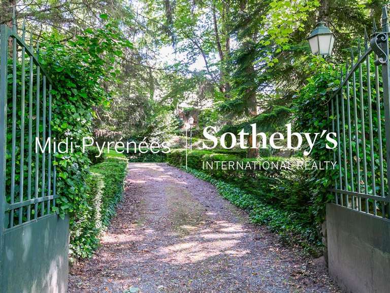 Manoir Castres - 1000m²