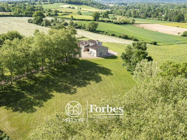 Propriété Castres - 3 chambres - 246m²