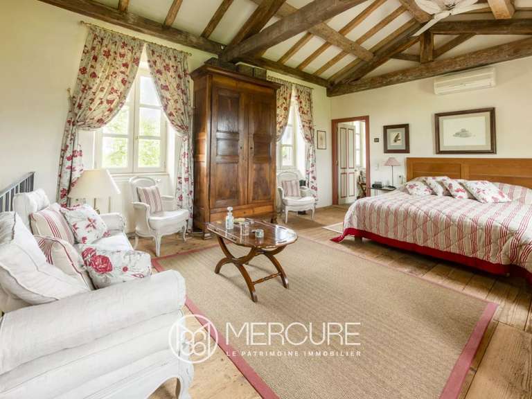 Propriété Castres - 3 chambres - 246m²