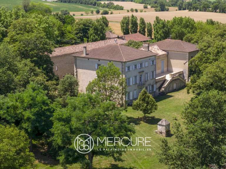 Propriété Castres - 15 chambres - 825m²
