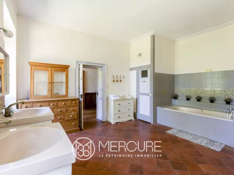 Propriété Castres - 15 chambres - 825m²