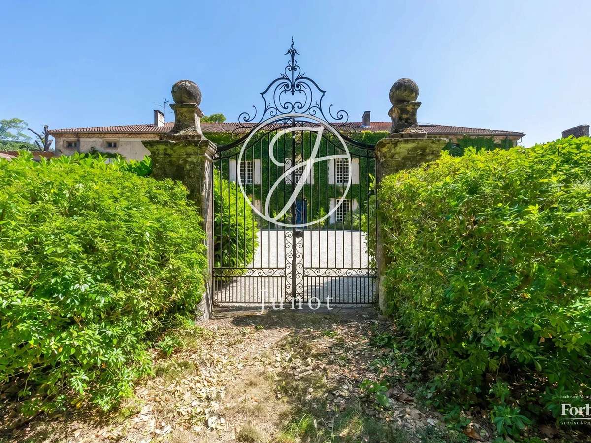 Property Castres