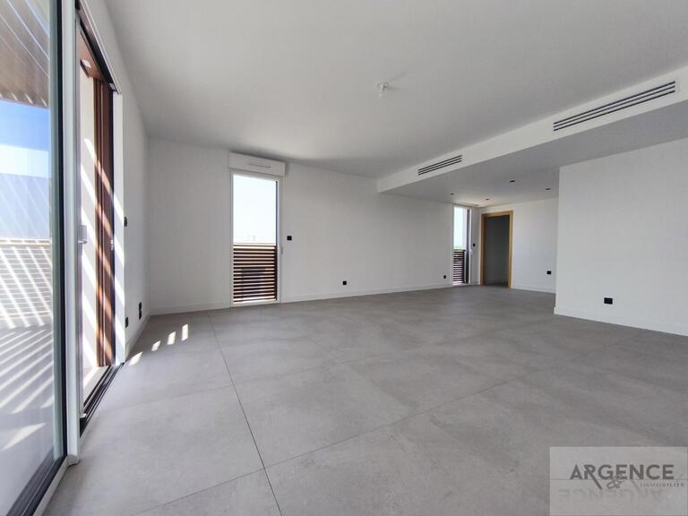 Apartment Castries - 3 bedrooms - 120m²