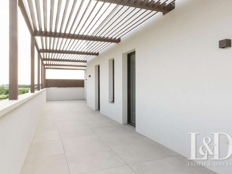 Appartement Castries - 3 chambres - 120m²