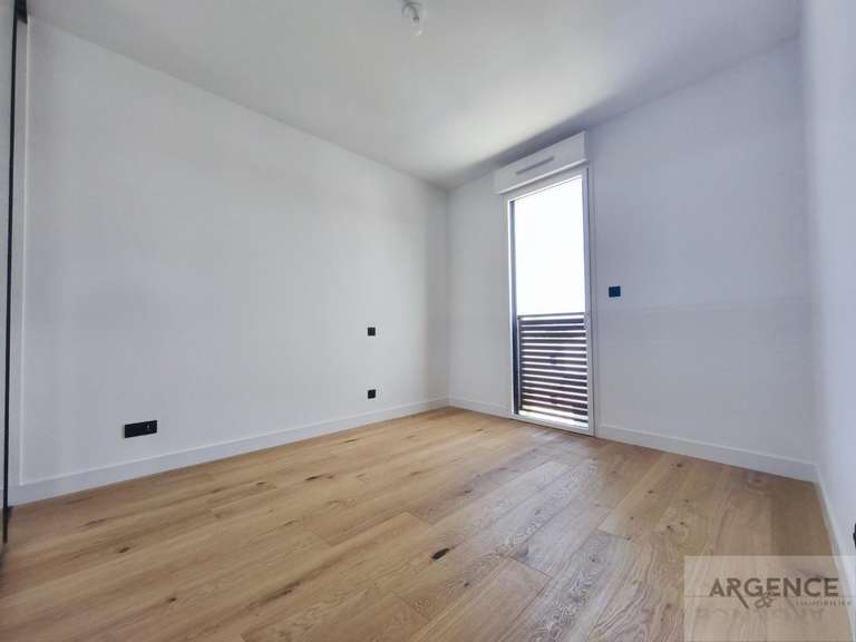 Appartement Castries - 2 chambres - 96m²
