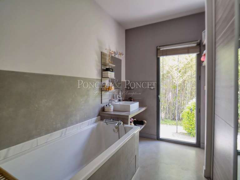 Maison Castries - 5 chambres - 220m²