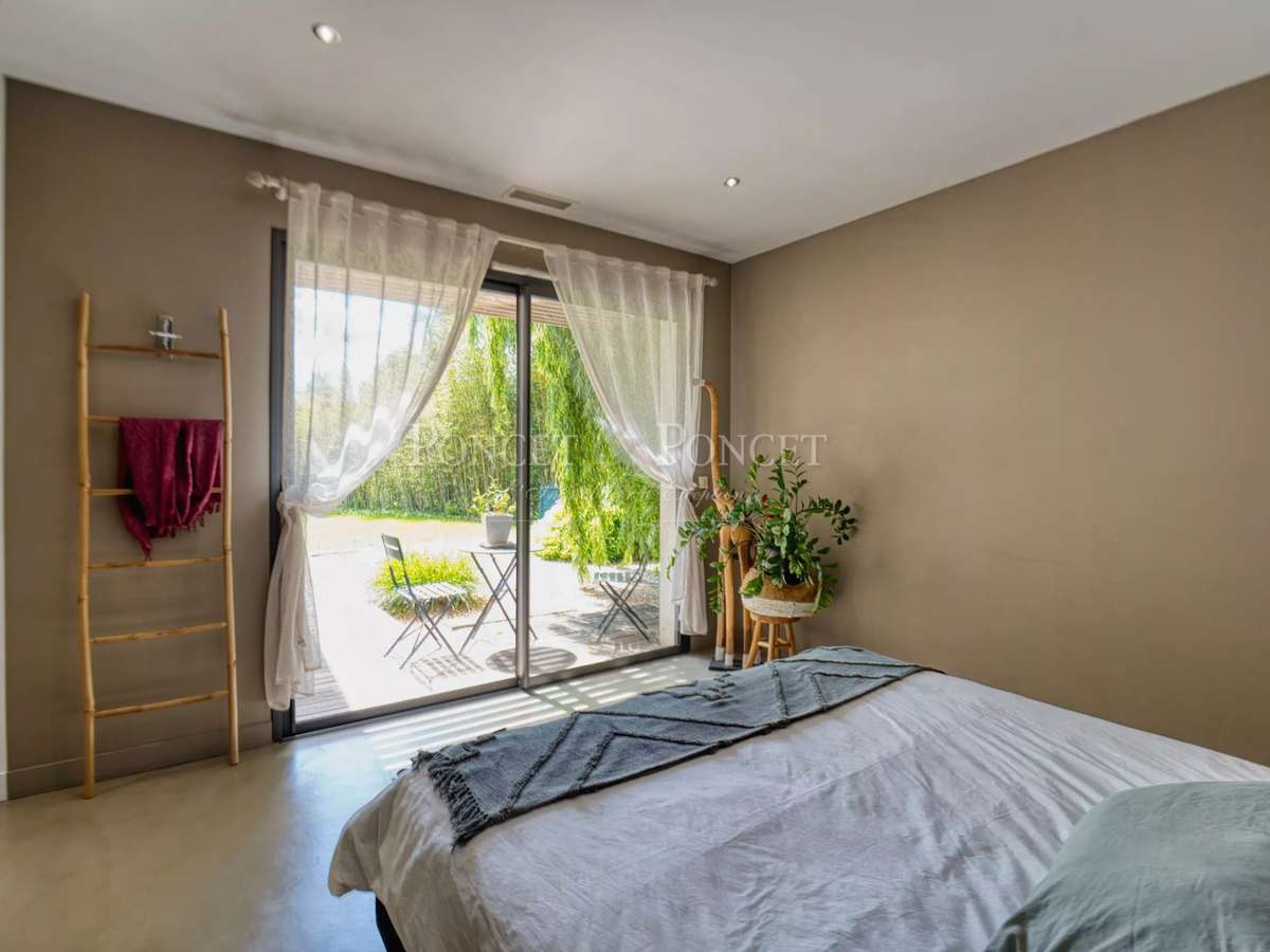 Maison Castries