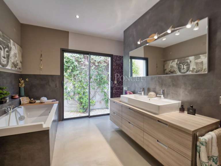 Maison Castries - 5 chambres - 220m²