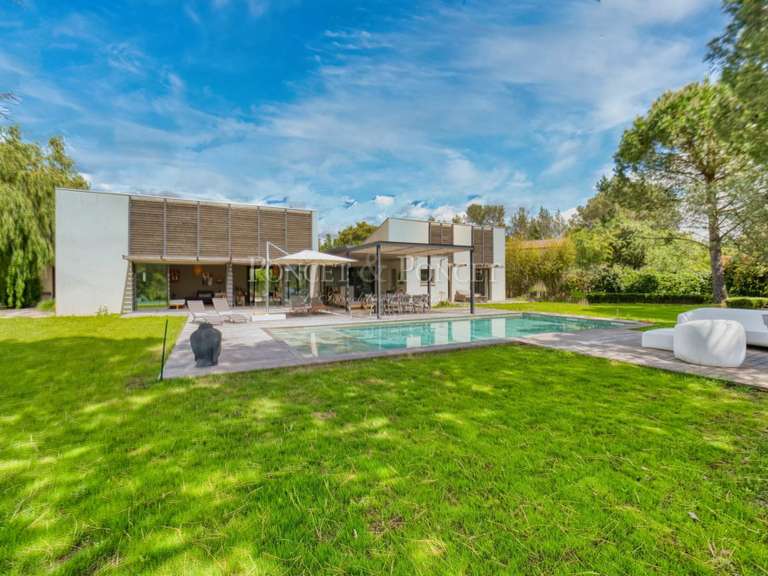 Maison Castries - 5 chambres - 220m²