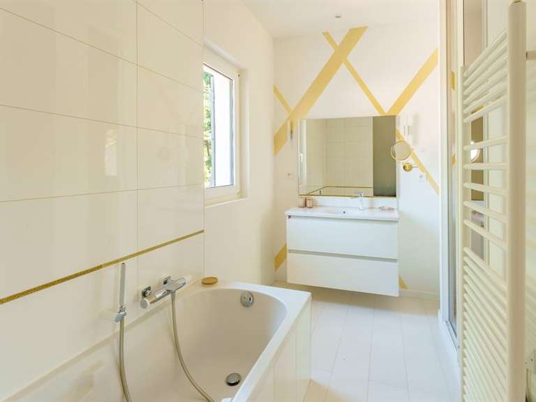 Maison Castries - 4 chambres - 209m²