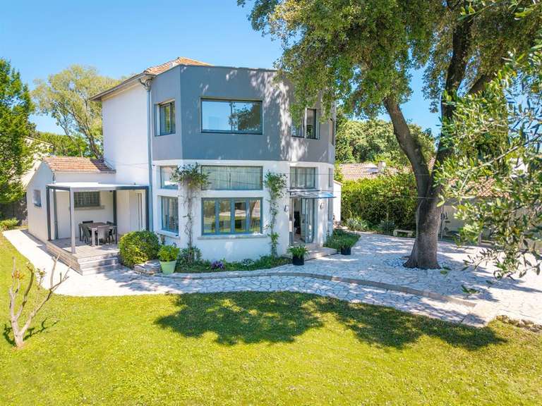 Maison Castries - 4 chambres - 209m²