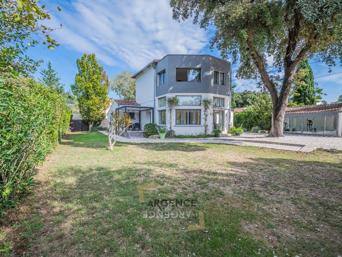 Maison Castries