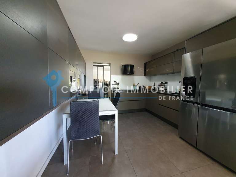 Villa Castries - 5 chambres - 193m²