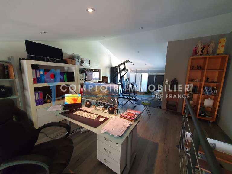 Villa Castries - 5 bedrooms - 193m²