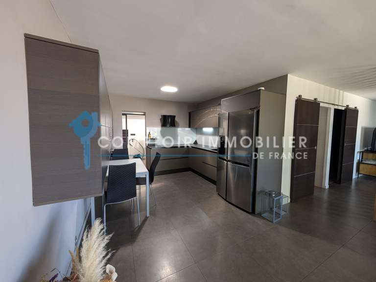 Villa Castries - 5 bedrooms - 193m²