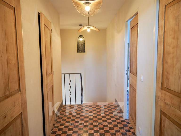 Maison Caumont-sur-Durance - 6 chambres - 380m²