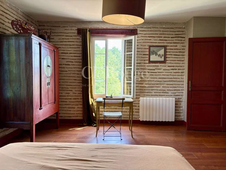 Maison Caumont-sur-Garonne - 5 chambres - 261m²