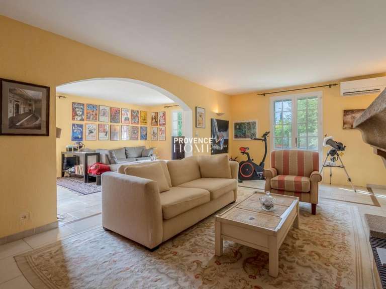 Maison Cavaillon - 7 chambres - 325m²