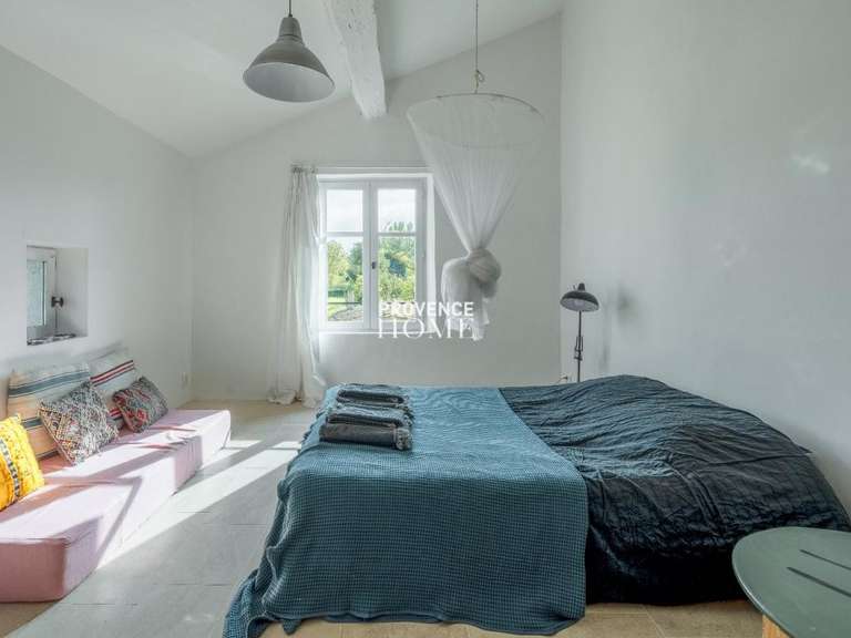 House Cavaillon - 9 bedrooms - 340m²