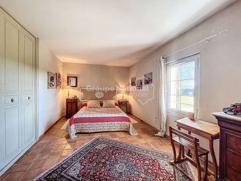 Maison Cavaillon - 6 chambres - 435m²