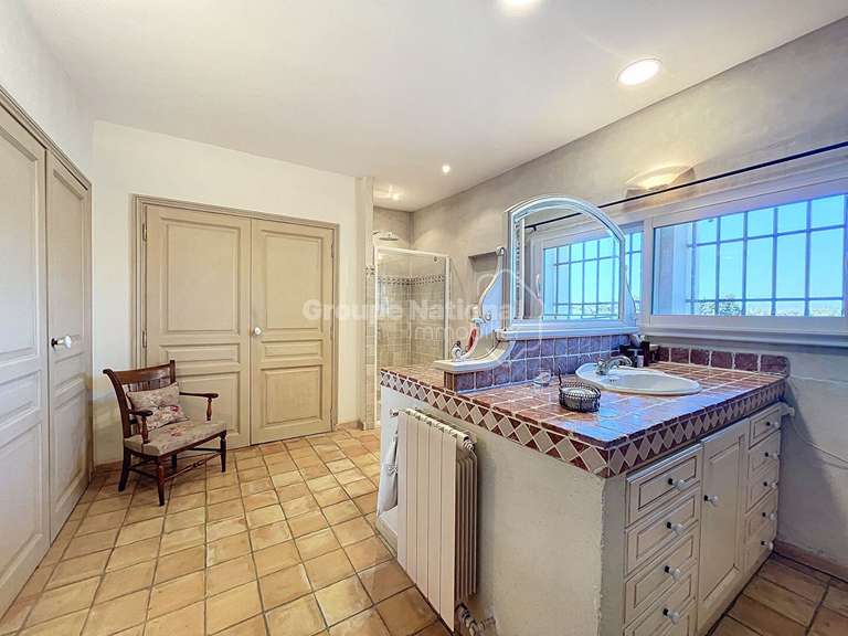Maison Cavaillon - 6 chambres - 435m²