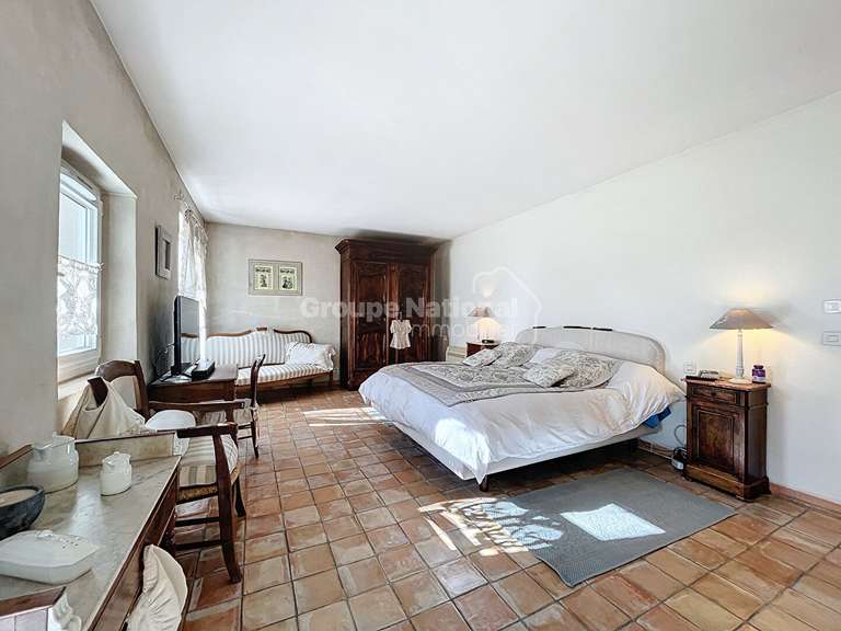 Maison Cavaillon - 6 chambres - 435m²