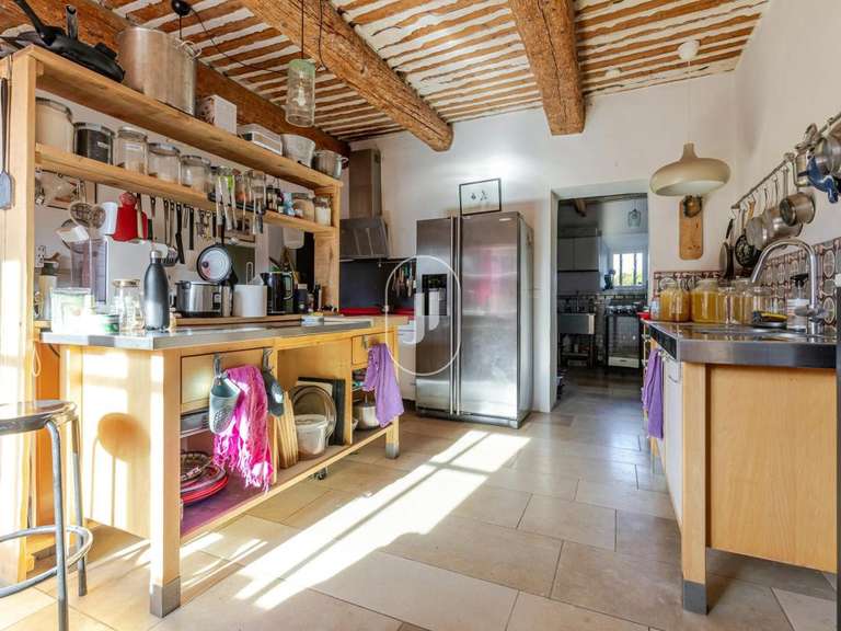 Maison Cavaillon - 9 chambres - 340m²