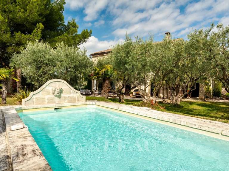 Maison Cavaillon - 4 chambres - 245m²