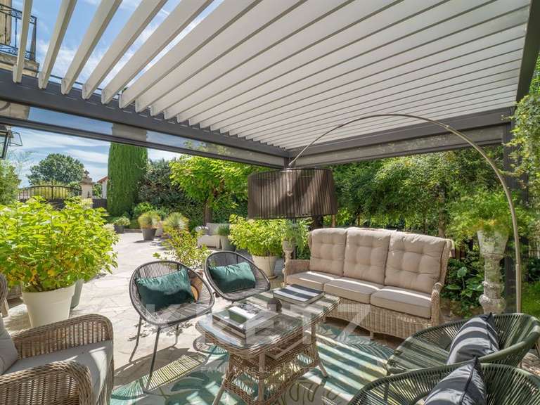 Maison Cavaillon - 4 chambres - 220m²