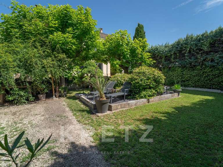 Maison Cavaillon - 4 chambres - 220m²