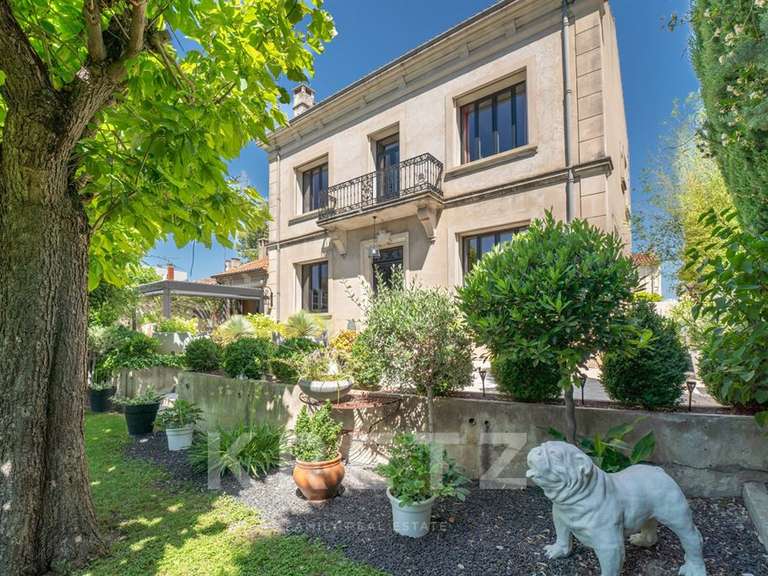 Maison Cavaillon - 4 chambres - 220m²