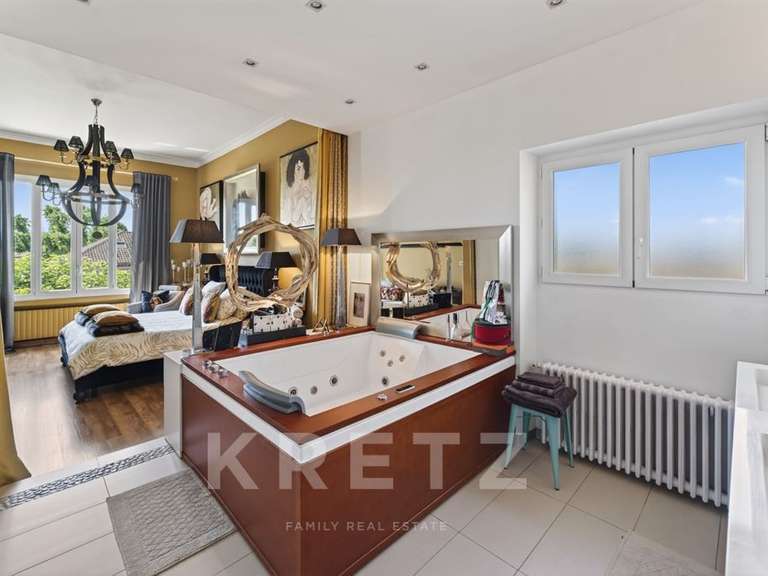 Maison Cavaillon - 4 chambres - 220m²