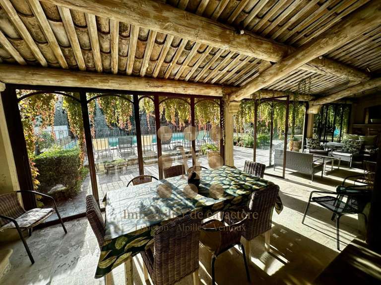 Maison Cavaillon - 7 chambres - 300m²