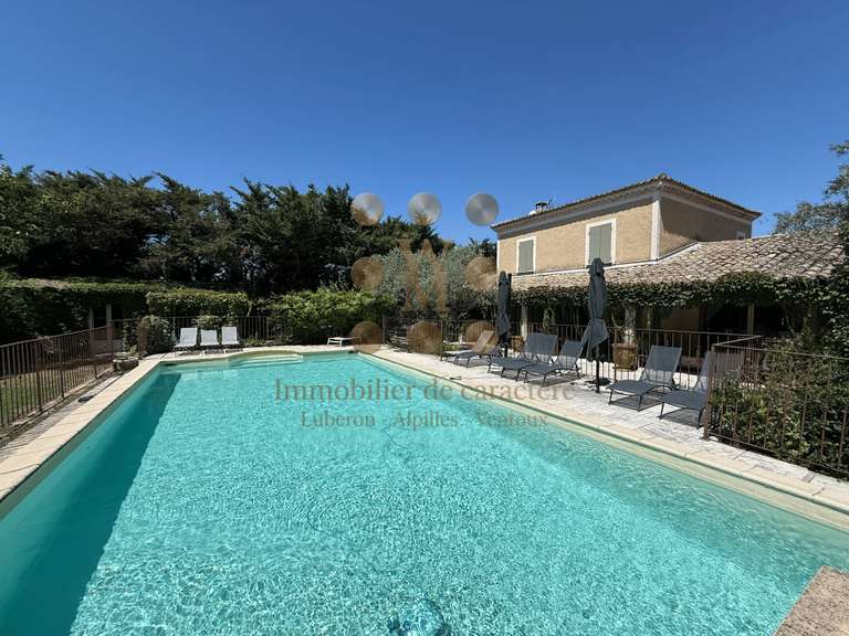 House Cavaillon - 7 bedrooms - 300m²