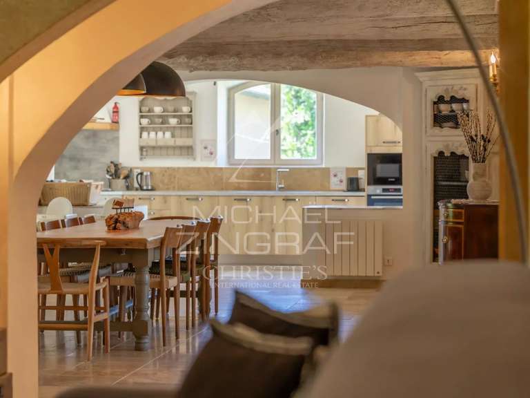 Maison Cavaillon - 9 chambres - 360m²