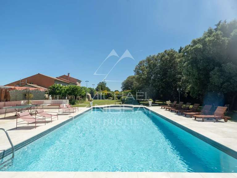 Maison Cavaillon - 9 chambres - 360m²