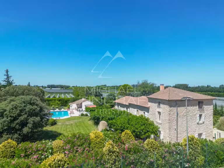 Maison Cavaillon - 9 chambres - 360m²