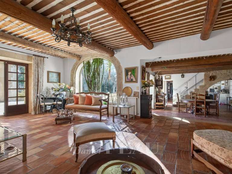 Maison Cavaillon - 4 chambres - 260m²