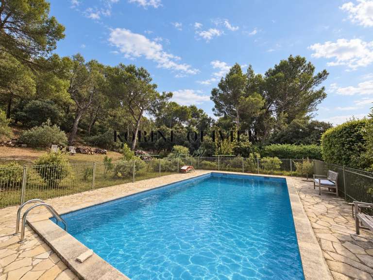 Maison Cavaillon - 4 chambres - 150m²