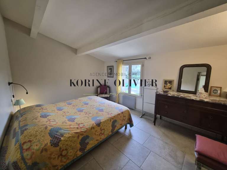 Maison Cavaillon - 4 chambres - 150m²