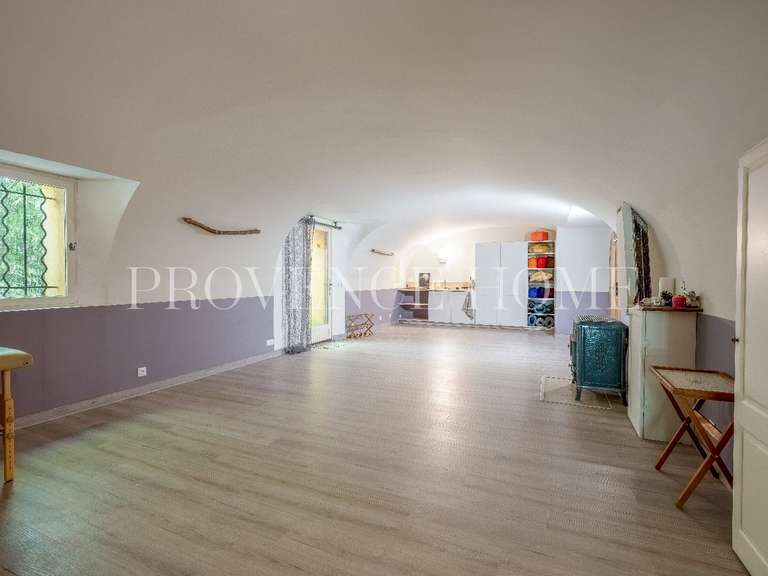 Propriété Cavaillon - 7 chambres - 252m²