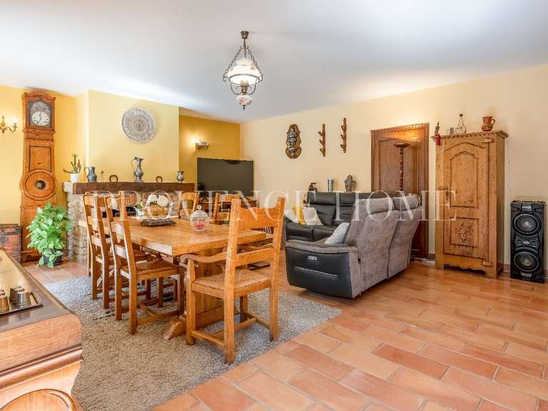 Propriété Cavaillon - 5 chambres - 192m²