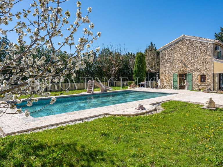 Propriété Cavaillon - 5 chambres - 192m²