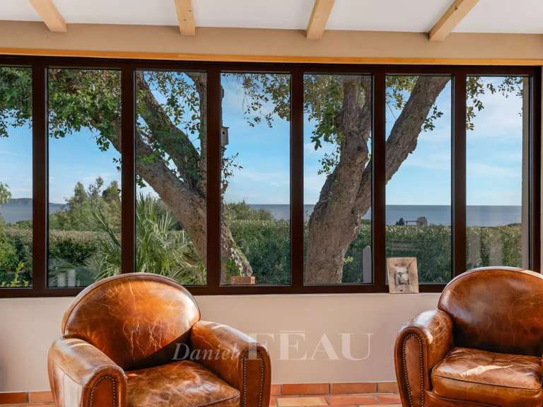 House with Sea view Cavalaire-sur-Mer - 4 bedrooms - 200m²