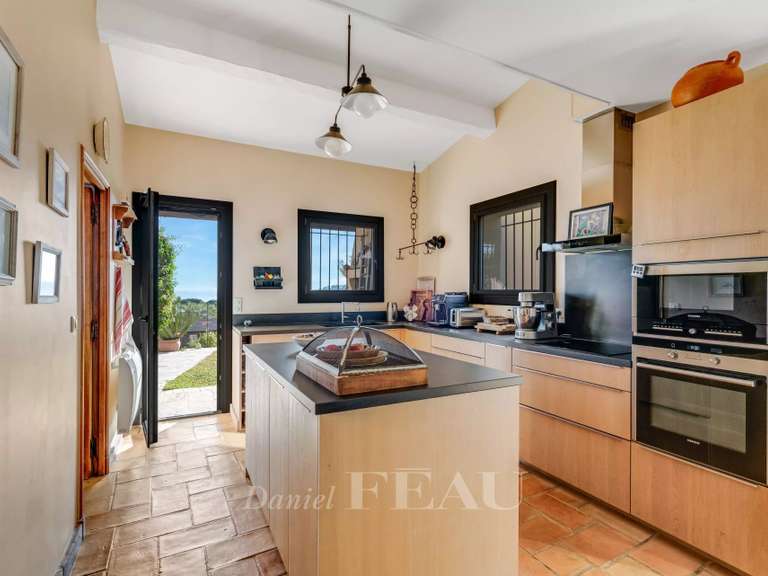 House with Sea view Cavalaire-sur-Mer - 4 bedrooms - 200m²