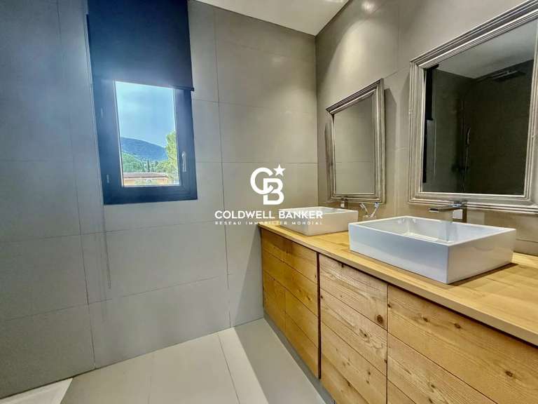 Maison Cavalaire-sur-Mer - 3 chambres - 121m²