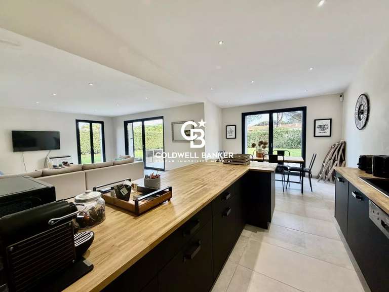 House Cavalaire-sur-Mer - 3 bedrooms - 121m²