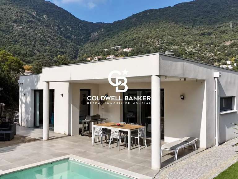 House Cavalaire-sur-Mer - 5 bedrooms - 180m²